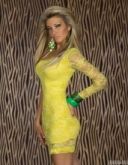 Vestido amarelo com renda