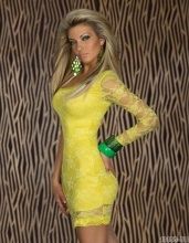 Vestido amarelo com renda